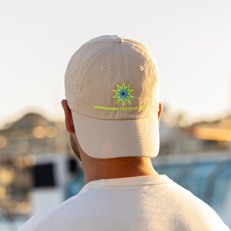 Casquette en arrière